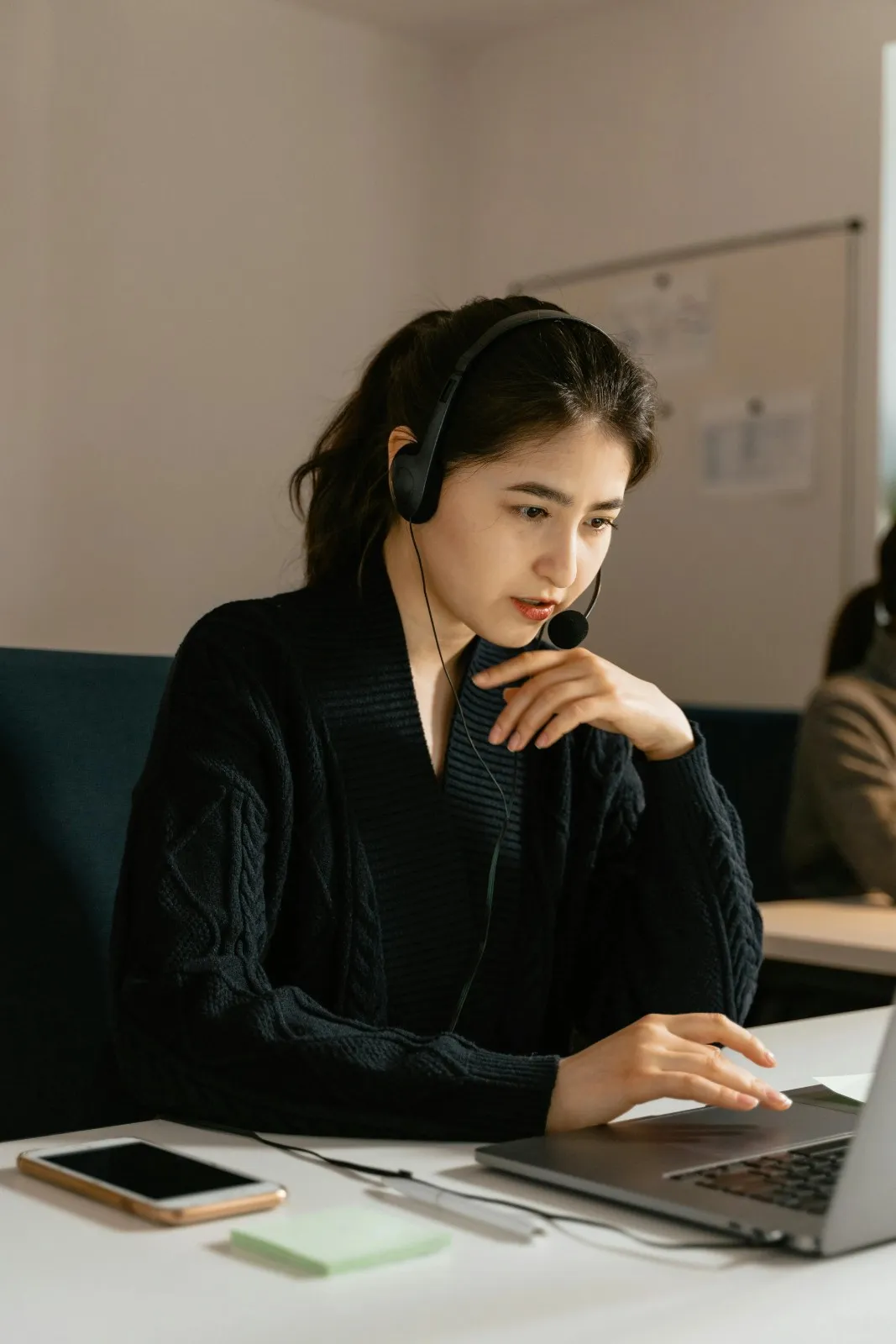 Qinux BreezaMax Customer Support